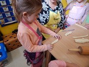 Pečeme ve školce - od zrníčka po rohlík